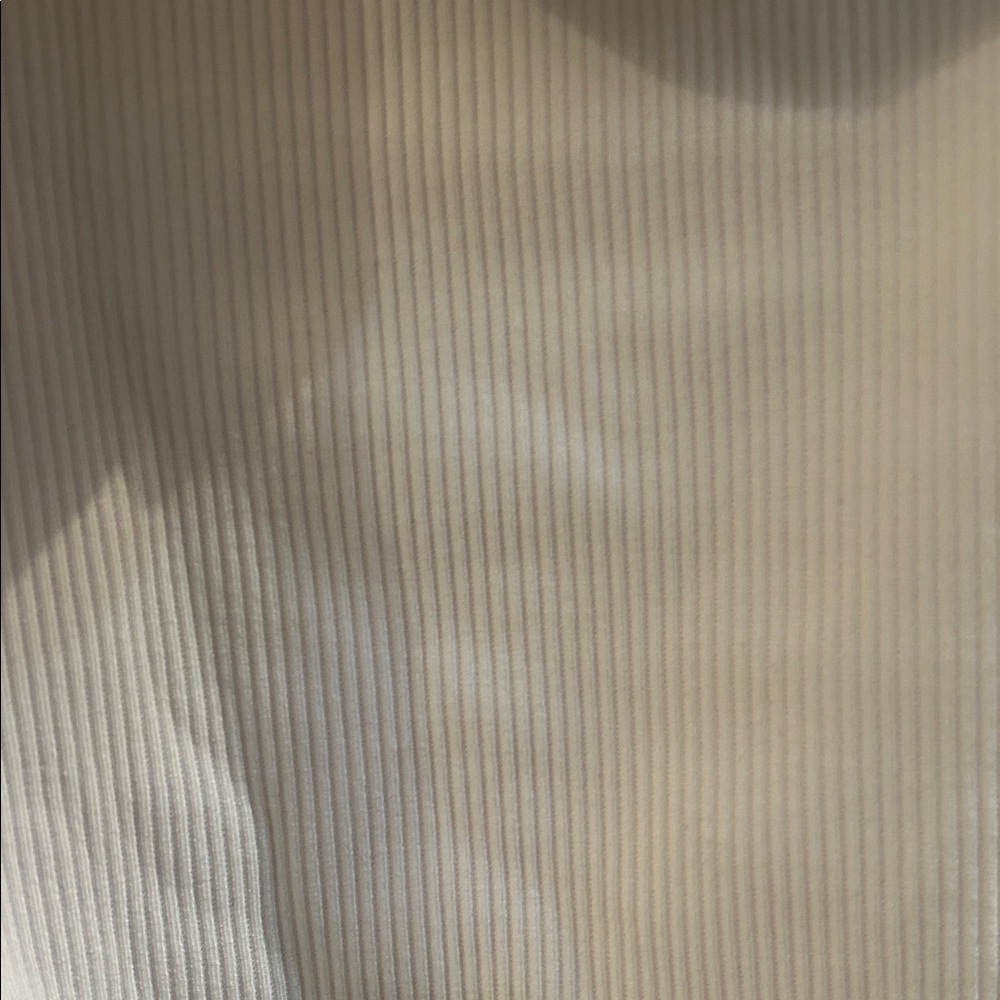 Express Cream Ruffled Bodysuit - Picture 4 of 6